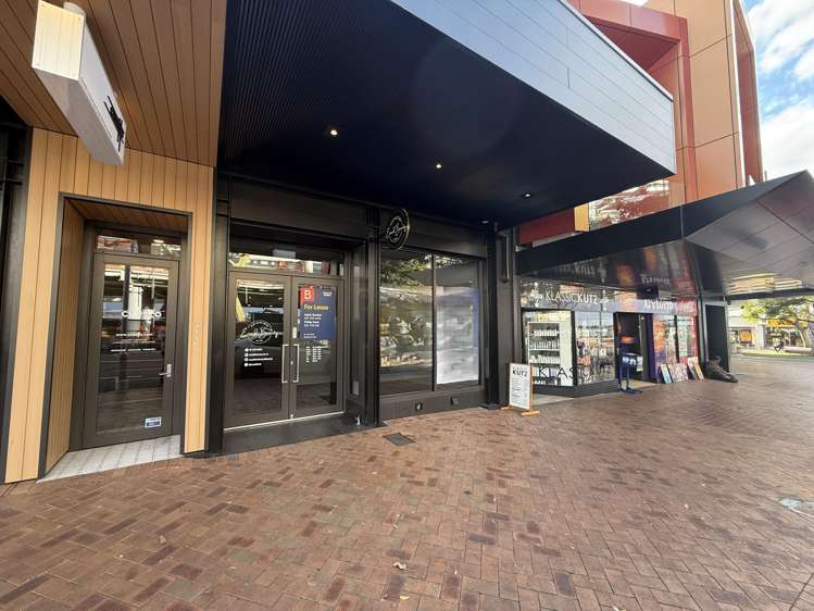 T2, 19 Devonport Road_0