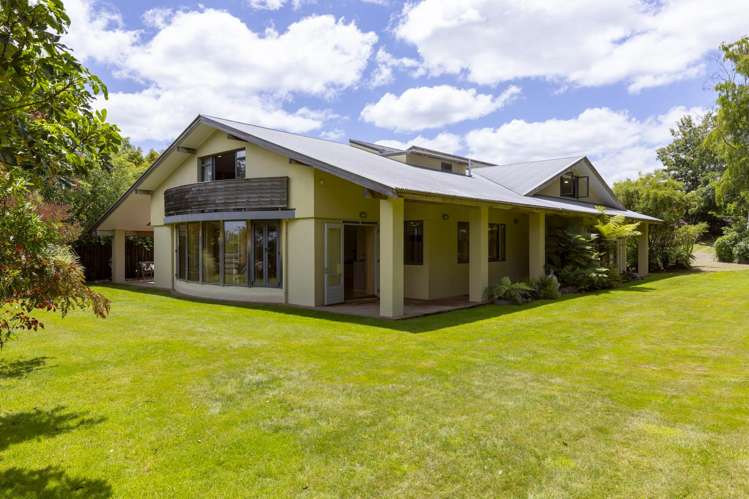 194 and 196 State Highway One Waitahanui_8