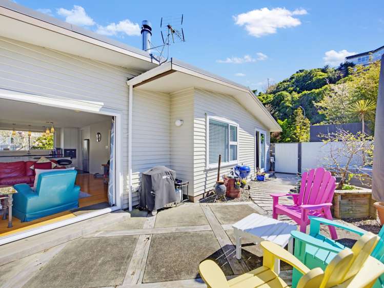 1 Silverbirch Grove Churton Park_5