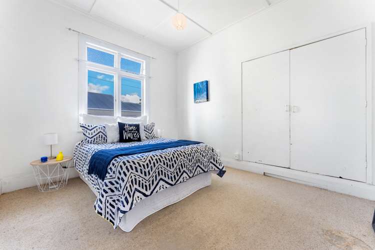 59 Northboro Road Belmont_11