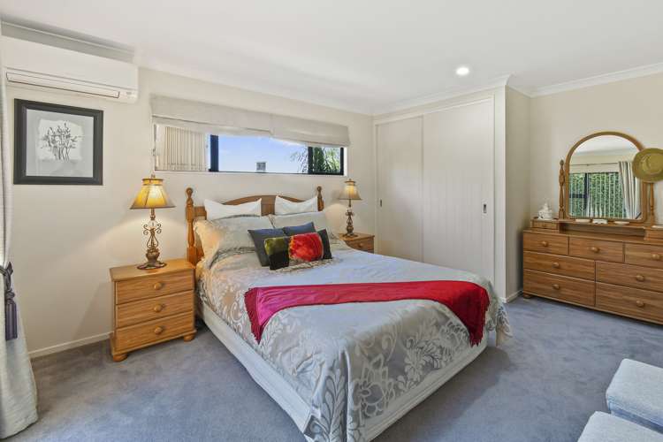 16 Lobelia Rise Goodwood Heights_9