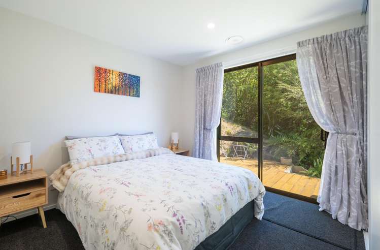 4 Kingfisher Lane Stoke_14