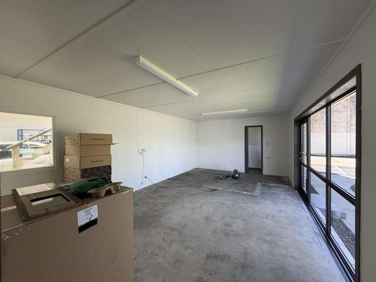 Unit 1, 99 Birch Avenue Judea_7