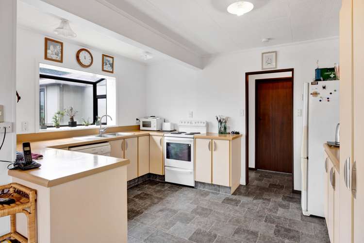 8 Von Tempsky Street Normanby_5