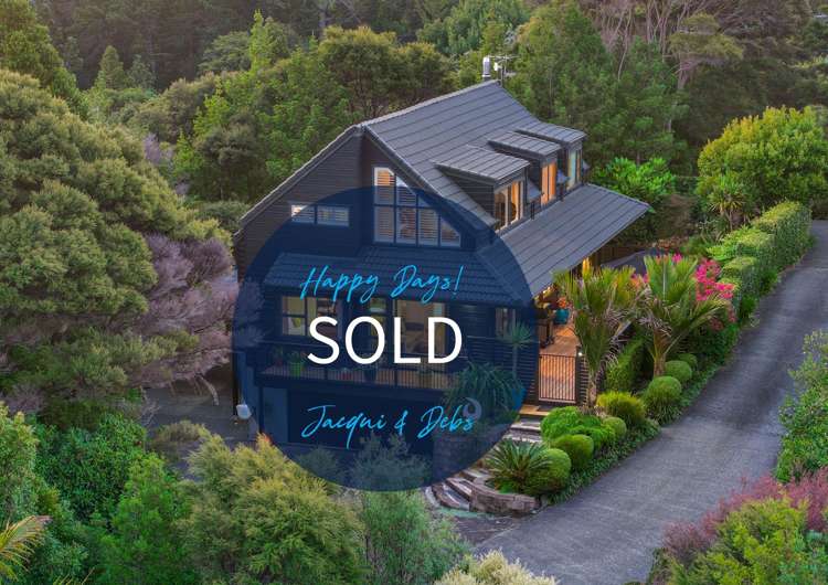 129 Paremoremo Road_0