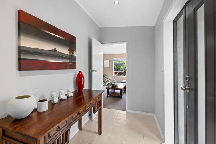 19 Atherfold Crescent Greenmeadows_6