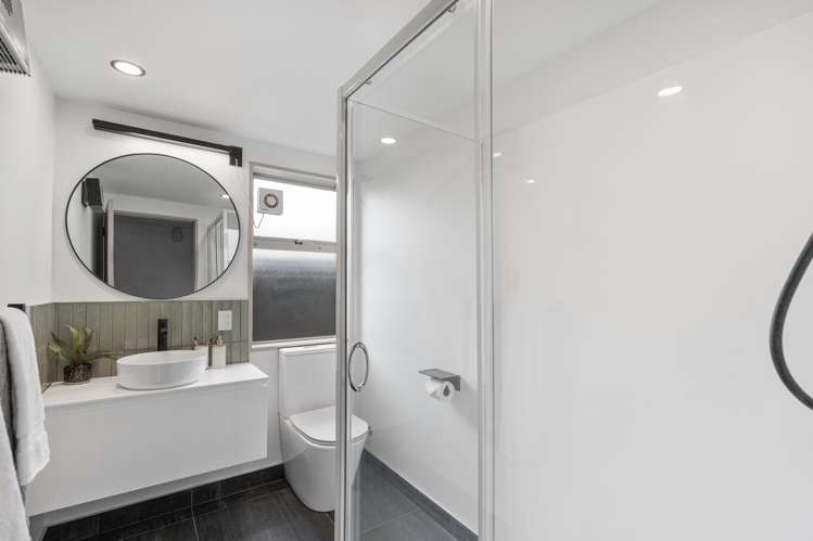 79 Glenfield Crescent Mairehau_10