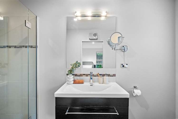 5 Millpark Place Northwood_19