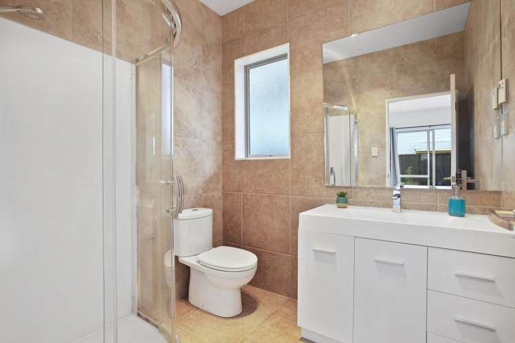 108 Simpson Road Henderson Heights_23