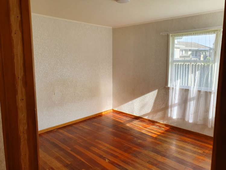 63 Beeston Crescent Manurewa_7