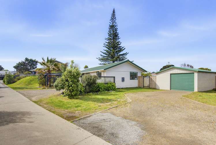 16B Karaka Street Otaki Beach_32
