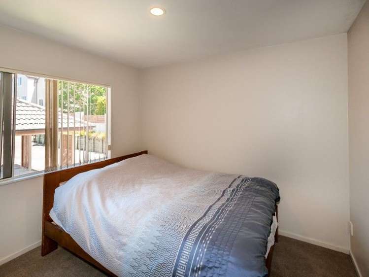 3/57 Gladstone Road Northcote_6