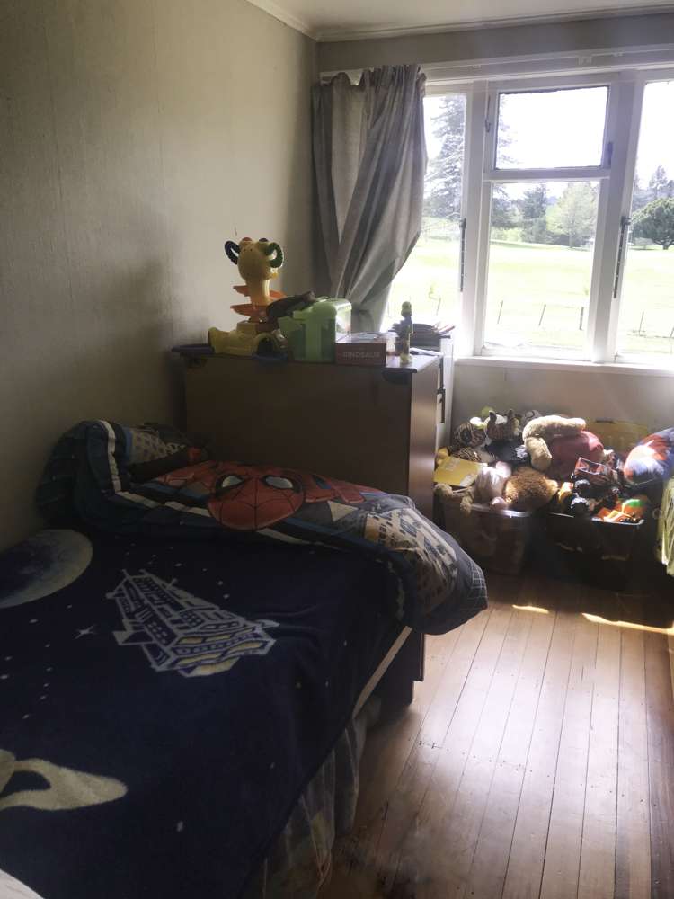 196 Golf Road Taumarunui_9