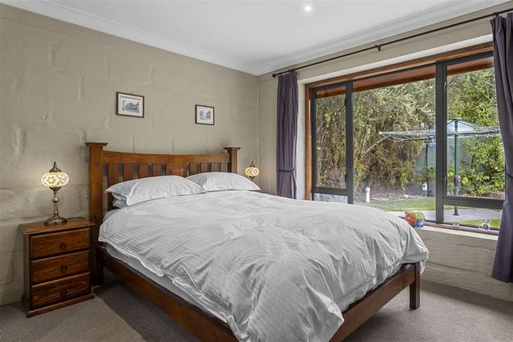 43 Pembertons Road Sefton_11