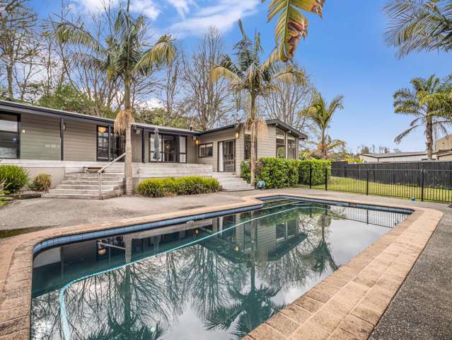 Riverside Retreat Blending Luxury, Light and Calm