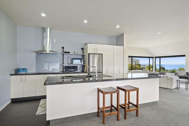 2/7 Ngamotu Road 11201_1