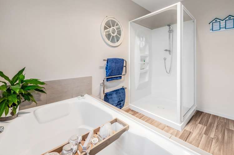 199 Southfield Drive Lincoln_25