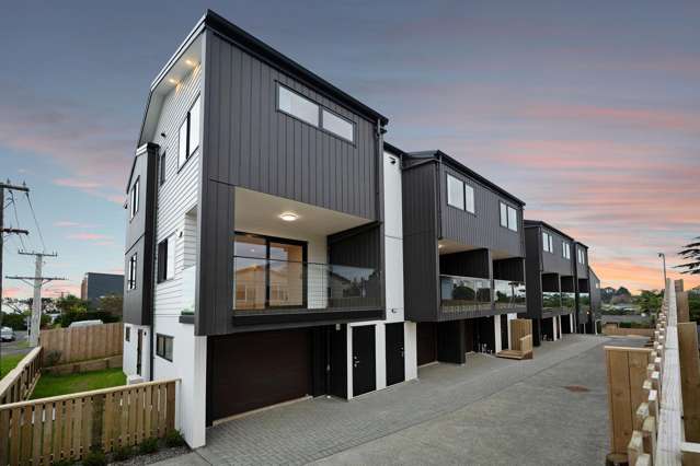 Contemporary Terraces & Luxury Standalone