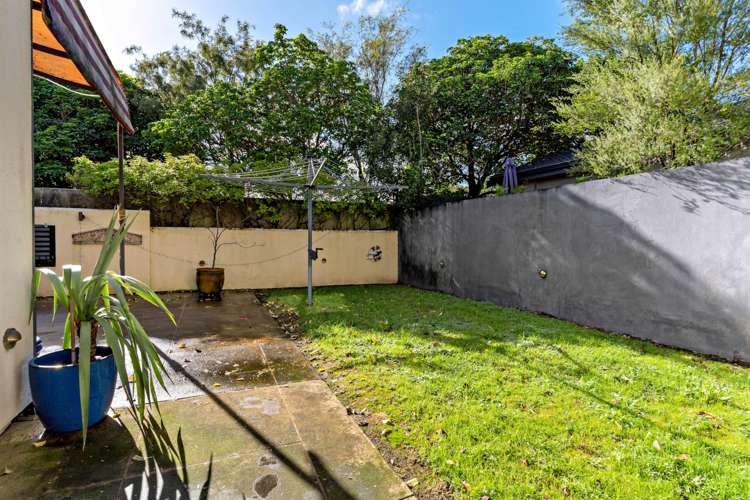 59 Espalier Drive Henderson_28