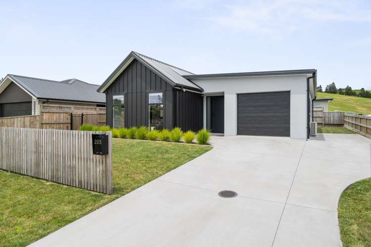 205 Adler Drive Ohauiti_24