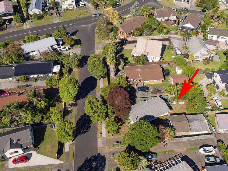 12 Sunningdale Street Wattle Downs_18