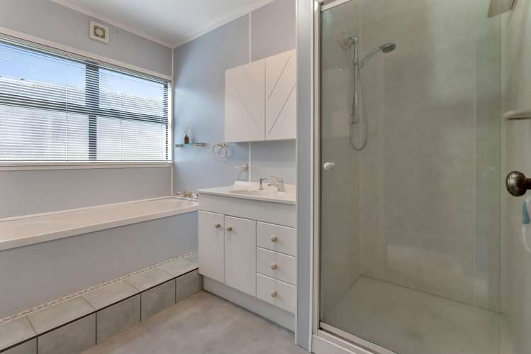 25 Raumati Crescent Onerahi_11