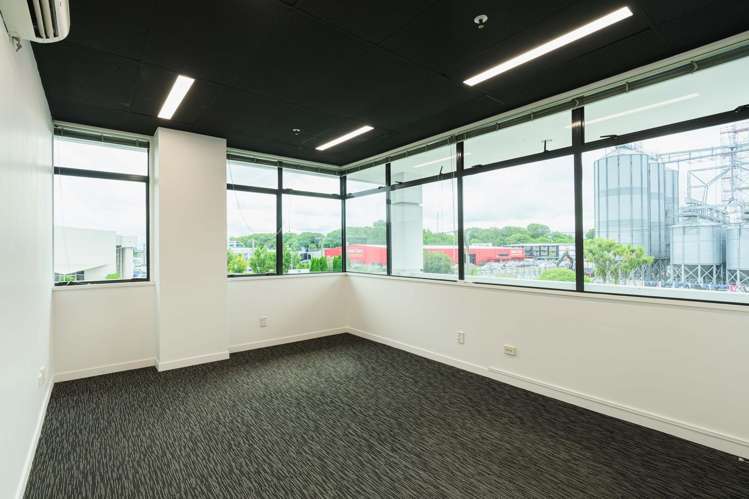 Level 1,58 Hazeldean Road Addington_17