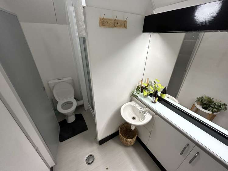 18-26 Bower Street Napier Central_8