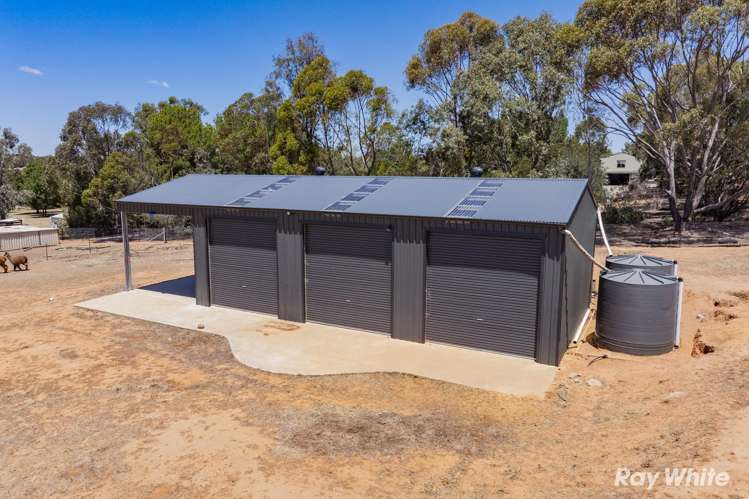 5 Smythe Road Junee_23