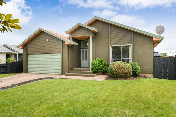 42 Dalfield Place Highbury_6