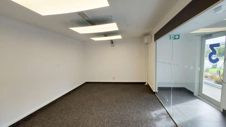 30C Willow Street Tauranga Central_11
