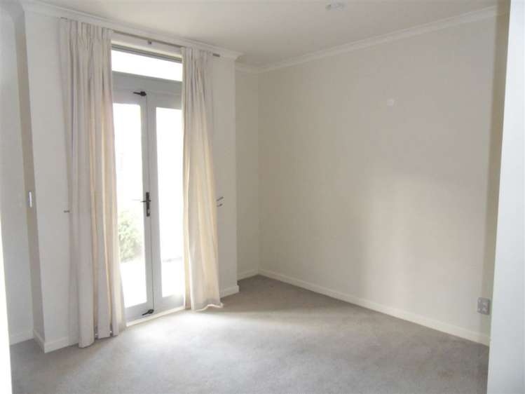 77/305 Evans Bay Parade Hataitai_13