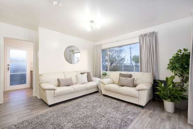 1/217 Swanson Road Henderson_1