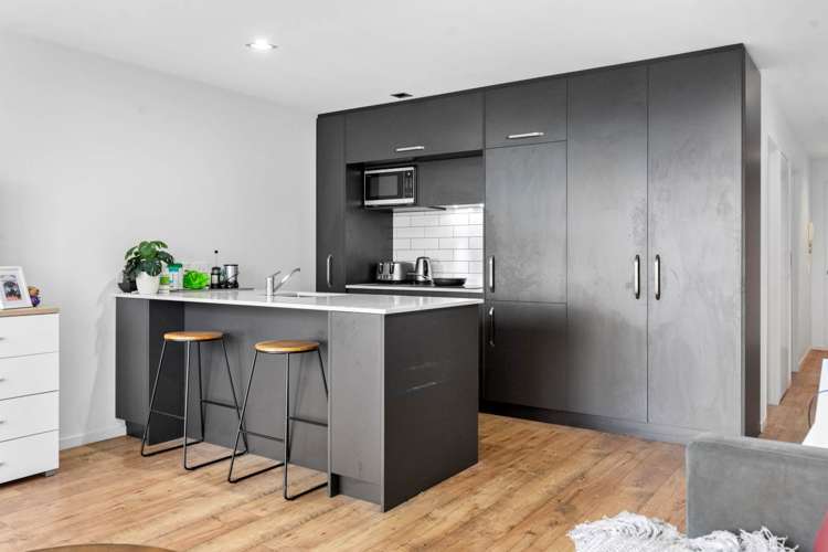 2c/14 Exmouth Street Eden Terrace_9