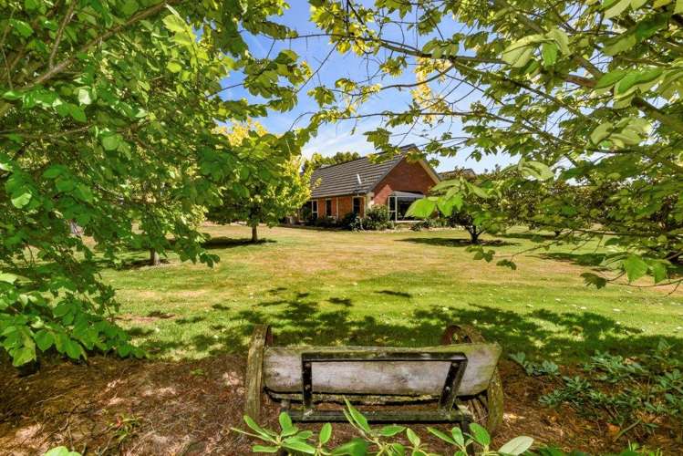 247 The Lake Road Leeston_21