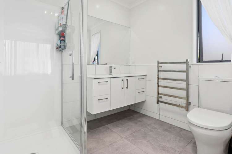 8 Loader Place Pokeno_18