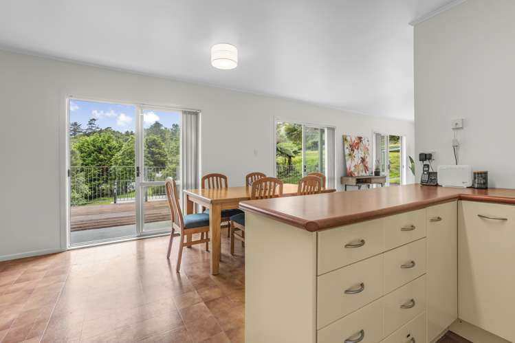 336 Moores Valley Road Wainuiomata_10