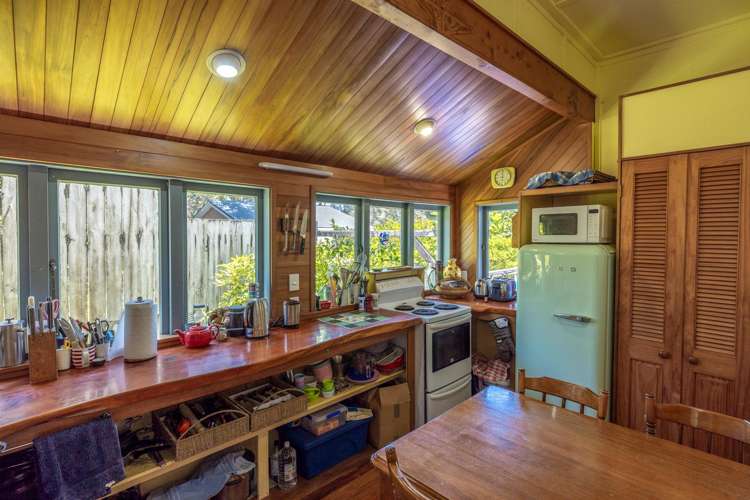 39 Victoria Road South Onetangi_10