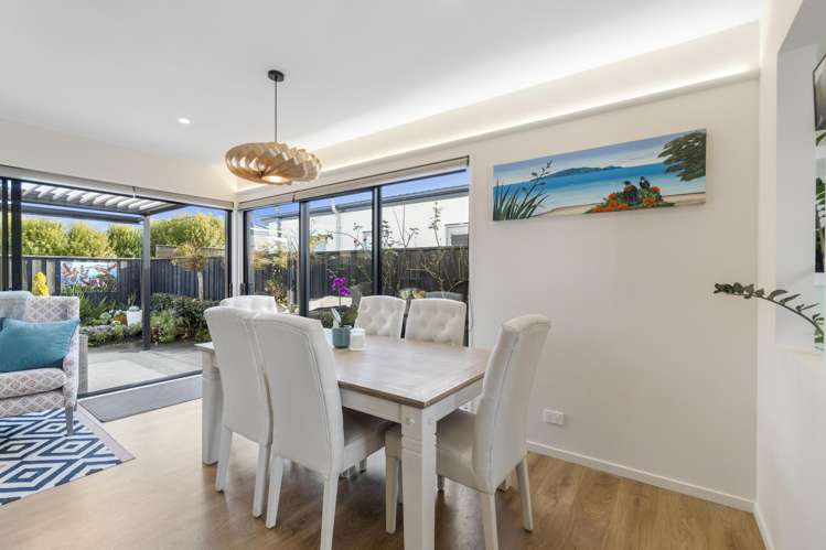 33 Lakeside Drive Pegasus_7