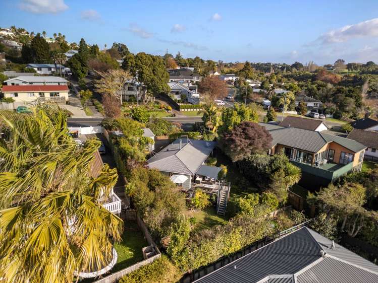 79 James Cook Drive Welcome Bay_21