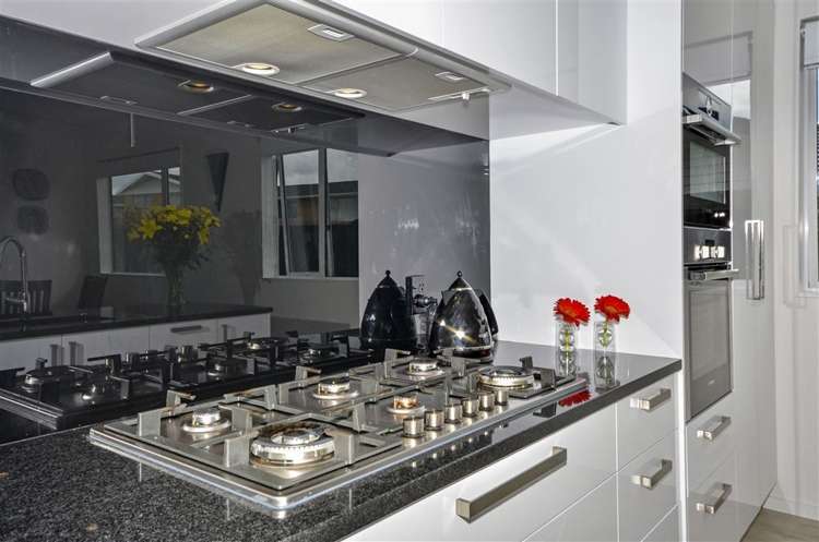 22 Riverhead Point Drive Riverhead_6