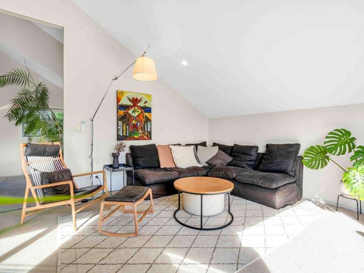 201 Blockhouse Bay Road 10016_1