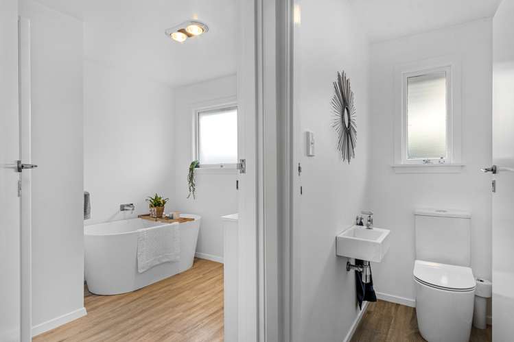 17a Dinton Street Russley_16