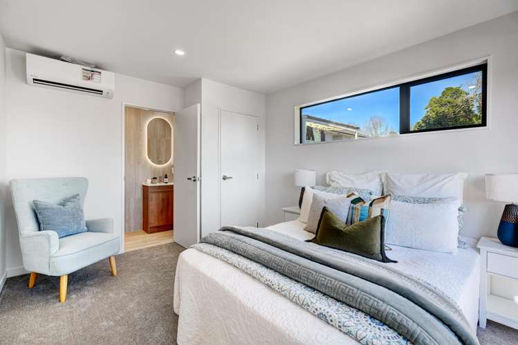 1/4 Powrie Street Glenfield_13