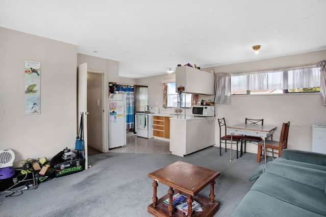 2/8 Kirrama Place Conifer Grove_4