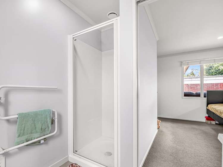 2 Vintners Lane Woolston_21