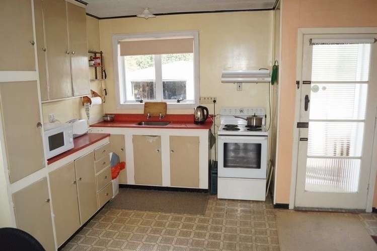 15 George Street Papakura_6