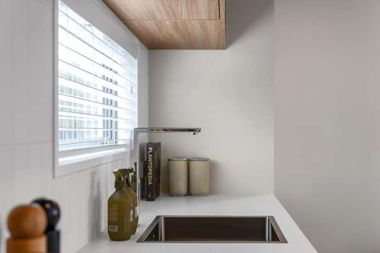 1 & 4/62 Wyon Street Linwood_5