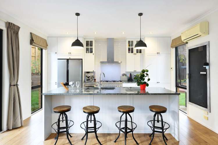 205 Kyle Road Greenhithe_7