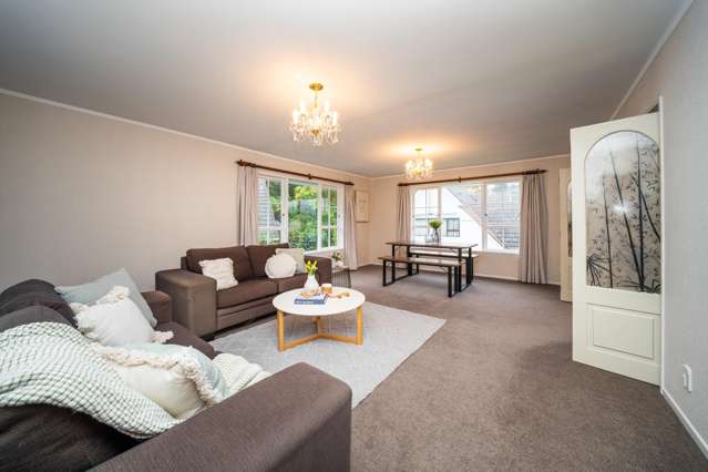12 Newnham Court Tawa_3